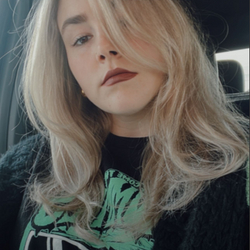 Profile picture of stylist