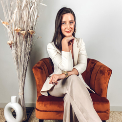 Profile picture of stylist
